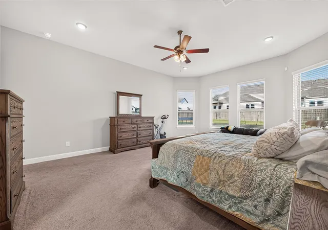 Photo 4 of Single family home for sale at 8511 Flagman Trl, Fulshear, TX 77441 | MLS# 17830933 | Listing updated on 2026-09-09