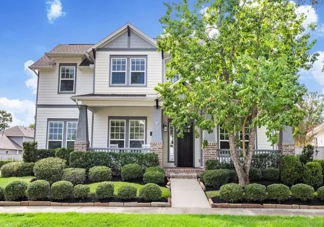 Photo 1 of Sale Pending at 11 W Sawyer Ridge Dr, Spring, TX 77389 | MLS# 35119906 | Listing updated on 2026-10-07