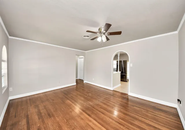 Photo 3 of Single family home for sale at 1412 Greenbriar Ave, Pasadena, TX 77502 | MLS# 70270819 | Listing updated on 2026-09-27