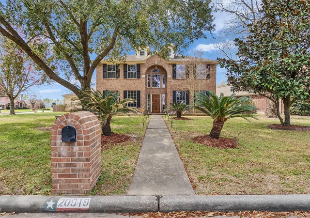 Photo 1 of Single family home for sale at 20919 Burnt Amber Ln, Houston, TX 77073 | MLS# 88988043 | Listing updated on 2026-09-16
