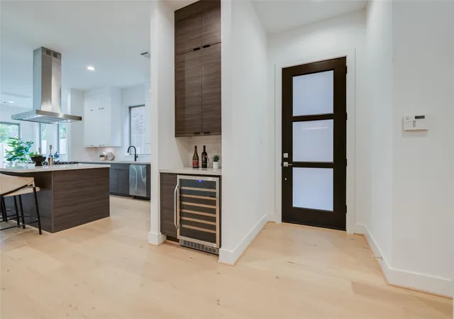 Photo 3 of Single family home for sale at 1634 Castle Ct, Houston, TX 77006 | MLS# 82786004 | Listing updated on 2026-09-13