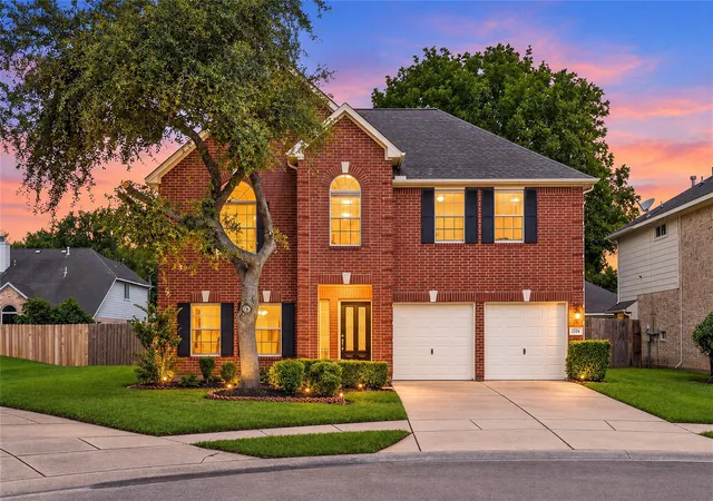 Photo 3 of Single family home for sale at 3234 Vanity Dr, Pearland, TX 77584 | MLS# 90832941 | Listing updated on 2026-10-05