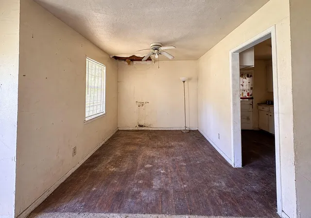 Photo 3 of Sale Pending at 9236 Kelburn Dr, Houston, TX 77016 | MLS# 80302242 | Listing updated on 2026-10-03