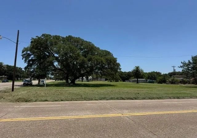 Photo 3 of Land for sale at 800 3rd Avenue N, Texas City, TX 77590 | MLS# 6687769 | Listing updated on 2026-09-14