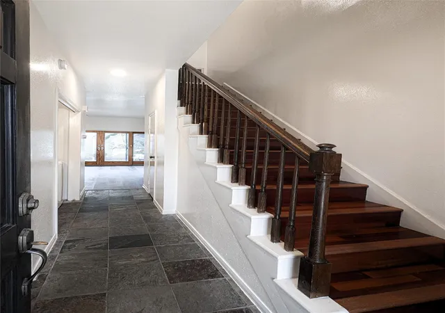 Photo 2 of Townhouse for sale at 7925 Knight Rd, Houston, TX 77054 | MLS# 93960516 | Listing updated on 2026-09-08