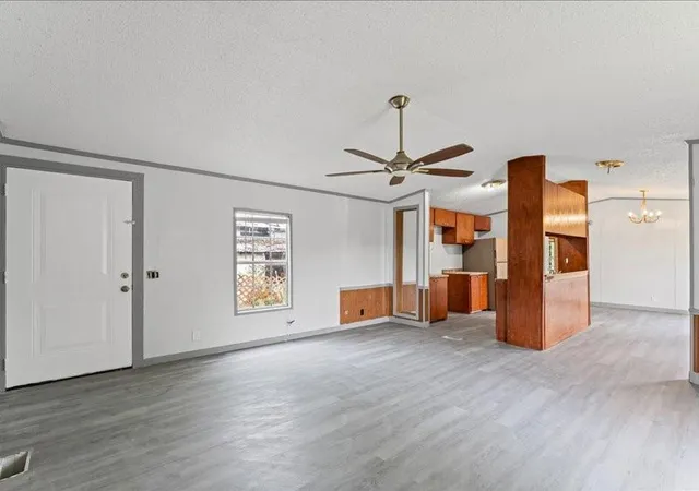 Photo 2 of Single family home for sale at 118 Canvasback N, Baytown, TX 77520 | MLS# 24370397 | Listing updated on 2026-09-11