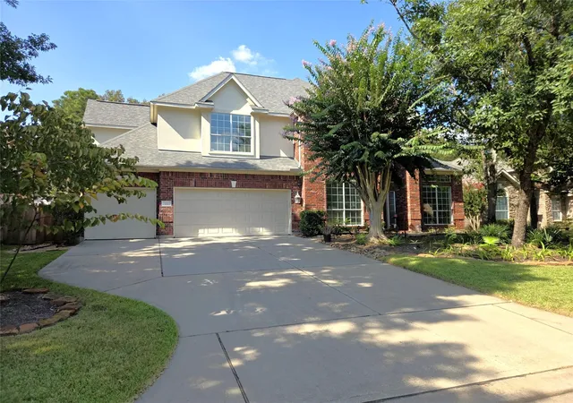 Photo 2 of Single family home for sale at 22 Columnberry Ct, Conroe, TX 77384 | MLS# 71788399 | Listing updated on 2026-09-12