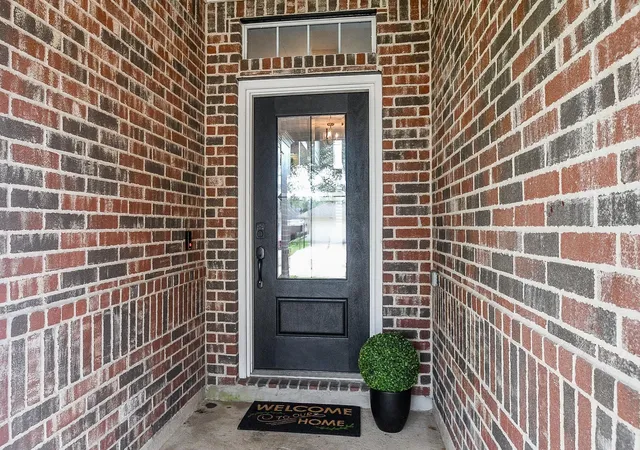 Photo 3 of Single family home for sale at 12007 Bright Landing Ct, Pearland, TX 77584 | MLS# 88187140 | Listing updated on 2026-09-21