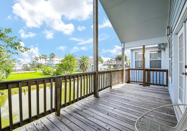 Photo 4 of Single family home for sale at 1615 Railroad Ave, Dickinson, TX 77539 | MLS# 52935579 | Listing updated on 2026-09-09