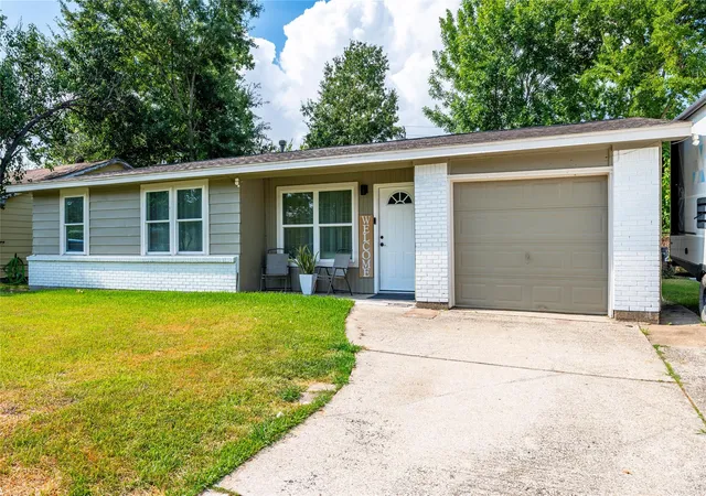 Photo 1 of Single family home for sale at 5311 Louise St, Baytown, TX 77521 | MLS# 30651208 | Listing updated on 2026-09-02