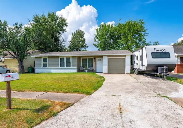 Photo 2 of Single family home for sale at 5311 Louise St, Baytown, TX 77521 | MLS# 30651208 | Listing updated on 2026-09-02