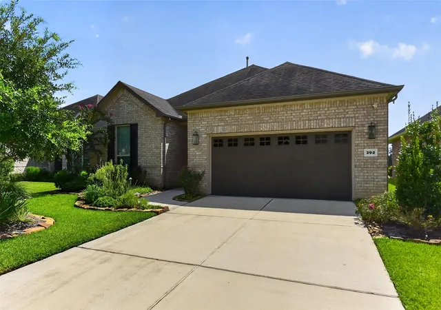 Photo 3 of Sale Pending at 392 Connemara Dr, Spring, TX 77382 | MLS# 78941492 | Listing updated on 2026-09-22