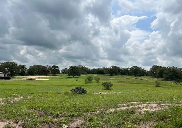 Photo 3 of Sale Pending at 322 County Rd 446, Nixon, TX 78140 | MLS# 61582969 | Listing updated on 2026-09-20