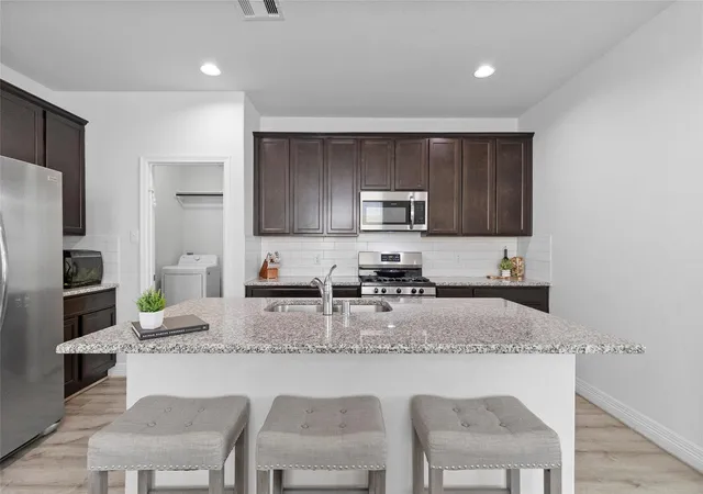 Photo 2 of Single family home for sale at 40326 Bay Warbler Way, Magnolia, TX 77354 | MLS# 27547304 | Listing updated on 2026-09-04