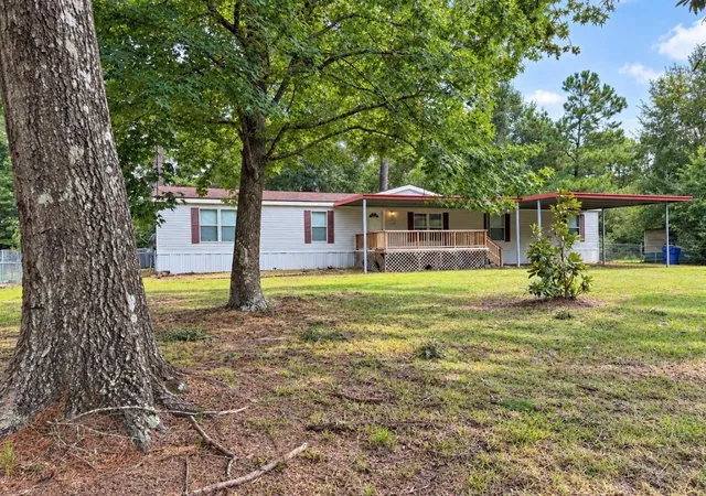 Photo 3 of Single family home for sale at 1755 Fox Dr, Vidor, TX 77662 | MLS# 69338654 | Listing updated on 2026-09-18