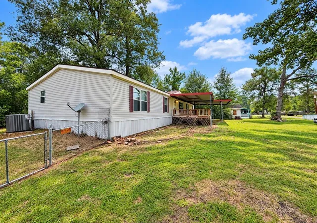 Photo 4 of Single family home for sale at 1755 Fox Dr, Vidor, TX 77662 | MLS# 69338654 | Listing updated on 2026-09-18