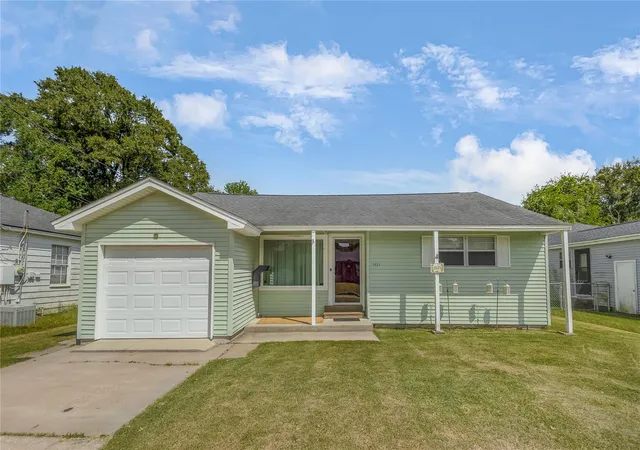 Single family home for sale at 1021 West Dr, Port Neches, TX 77651 | MLS# 97534695