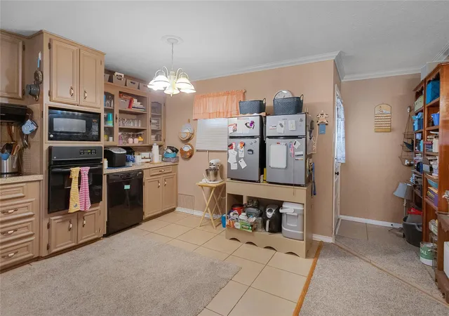 Photo 3 of Single family home for sale at 1021 West Dr, Port Neches, TX 77651 | MLS# 97534695 | Listing updated on 2026-09-11