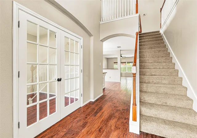 Photo 3 of Single family home for sale at 9904 Fair Brk Way, Pearland, TX 77584 | MLS# 79446643 | Listing updated on 2026-10-06