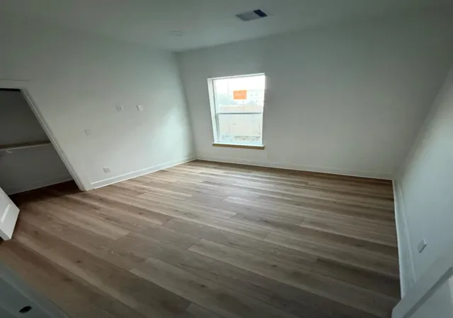 Photo 2 of Multi family home for sale at 3313 Sampson St, Houston, TX 77004 | MLS# 66184633 | Listing updated on 2026-09-05