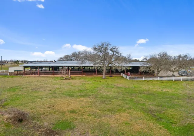 Photo 3 of Land for sale at 2935 W Fm 1462, Rosharon, TX 77583 | MLS# 49386363 | Listing updated on 2026-09-02