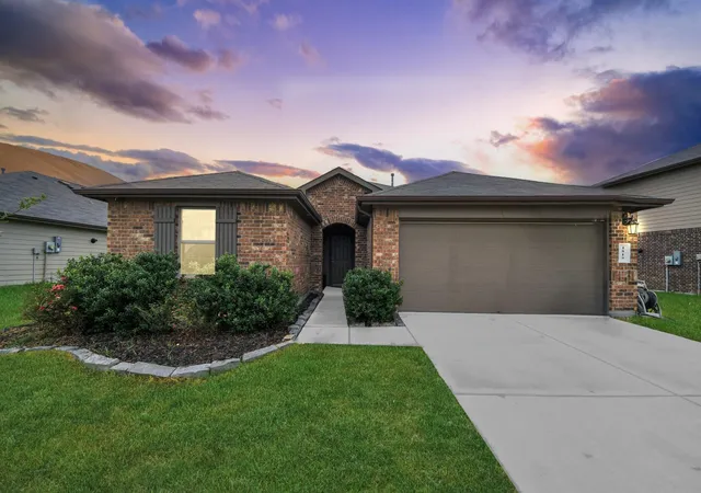 Photo 3 of Single family home for sale at 1819 Turtle Blf Ln, Richmond, TX 77469 | MLS# 24713015 | Listing updated on 2026-09-25