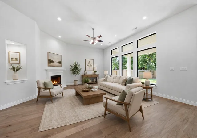 Photo 3 of Single family home for sale at 331 Calmato Woods Way, Willis, TX 77318 | MLS# 35329300 | Listing updated on 2026-10-05