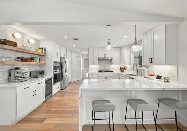 Photo 1 of Single family home for sale at 10823 Chimney Rock Rd, Houston, TX 77096 | MLS# 72055067 | Listing updated on 2026-09-24