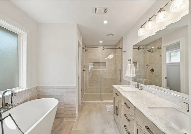 Photo 3 of Single family home for sale at 10823 Chimney Rock Rd, Houston, TX 77096 | MLS# 72055067 | Listing updated on 2026-09-24
