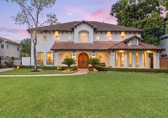 Photo 1 of Sale Pending at 5410 Valerie St, Bellaire, TX 77401 | MLS# 44463289 | Listing updated on 2026-09-28