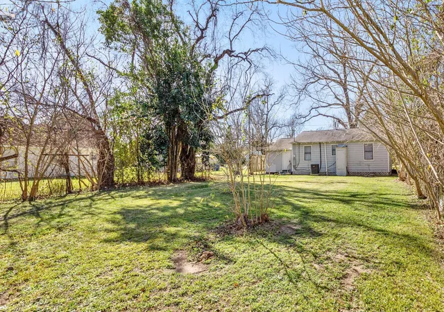 Photo 20 of Single family home for sale at 203 S Fig St, Sweeny, TX 77480 | MLS# 82751552 | Listing updated on 2026-09-28