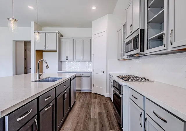 Photo 4 of Single family home for sale at 161 Peninsula Point Dr, Montgomery, TX 77356 | MLS# 74490688 | Listing updated on 2026-09-04