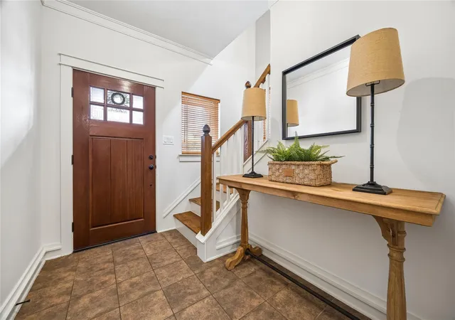 Photo 2 of Single family home for sale at 5924 Petty St #3C, Houston, TX 77007 | MLS# 84261612 | Listing updated on 2026-09-24