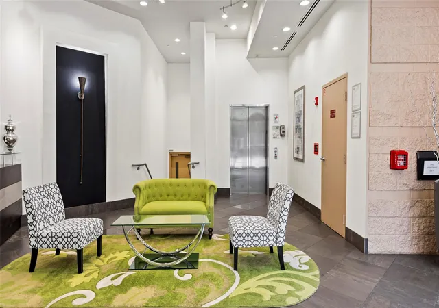 Photo 3 of Condo for sale at 300 St Joseph Pkwy #314, Houston, TX 77002 | MLS# 59096664 | Listing updated on 2026-09-09