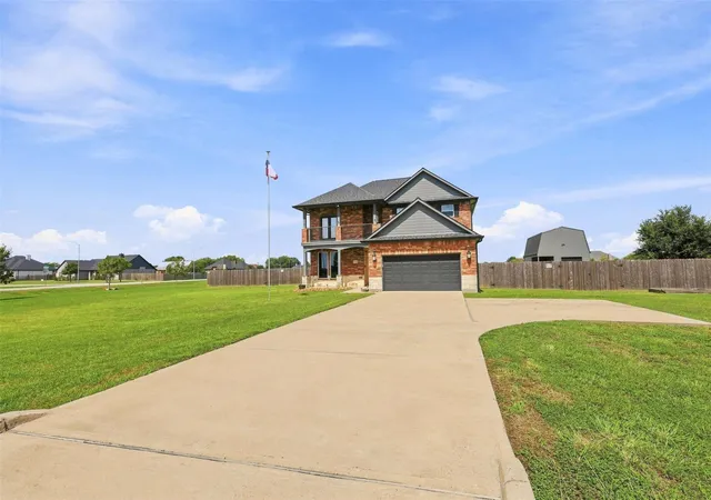 Photo 50 of Single family home for sale at 11718 Casadores Ln, Needville, TX 77461 | MLS# 74461816 | Listing updated on 2026-10-09