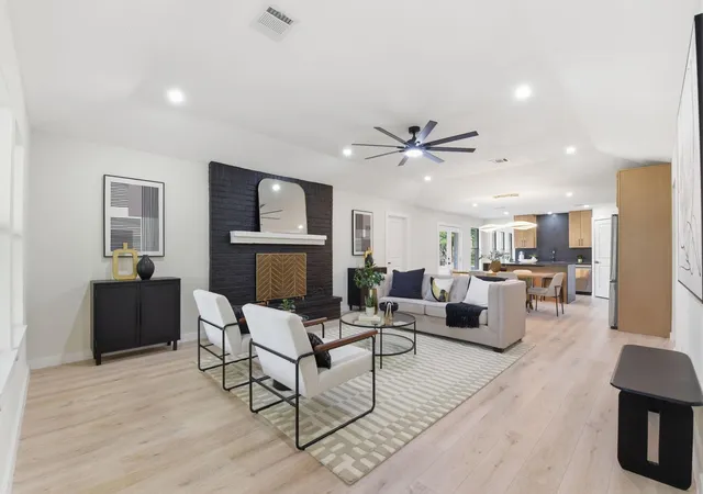 Photo 3 of Single family home for sale at 1011 Sycamore Rd, Richmond, TX 77469 | MLS# 46703368 | Listing updated on 2026-09-27