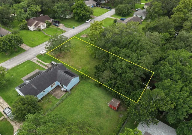 Photo 3 of Land for sale at 2320 Meadow Ln, La Marque, TX 77568 | MLS# 5063658 | Listing updated on 2026-09-14