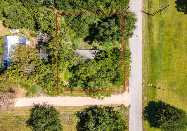 Photo 2 of Land for sale at 6521 Crockett St, Hitchcock, TX 77563 | MLS# 21841073 | Listing updated on 2026-10-05