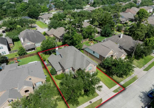 Photo 3 of Single family home for sale at 17311 Lassen Forest Ln, Humble, TX 77346 | MLS# 1007951 | Listing updated on 2026-09-04