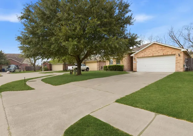Photo 3 of Single family home for sale at 19013 Hammer Ln, Porter, TX 77365 | MLS# 32971785 | Listing updated on 2026-10-02