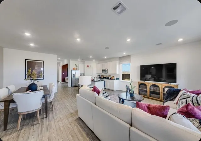 Photo 3 of Single family home for sale at 21946 Longhorn Ridge Dr, Hockley, TX 77447 | MLS# 3968609 | Listing updated on 2026-10-18