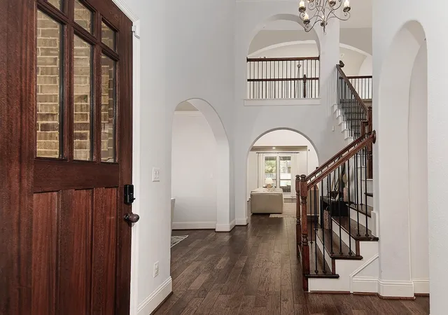 Photo 2 of Single family home for sale at 55 Twin Ponds Pl, Tomball, TX 77375 | MLS# 38709976 | Listing updated on 2026-09-12