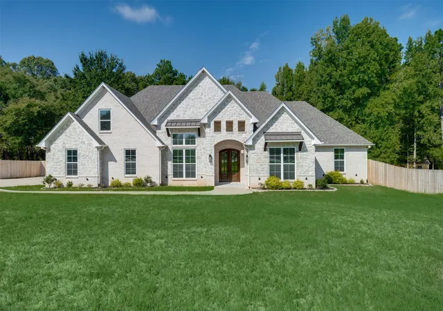 Single family home for sale at 12171 Copper Ct, Tyler, TX 75706 | MLS# 19155416