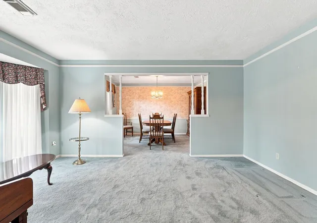 Photo 4 of Single family home for sale at 8126 Middlebury Ln, Houston, TX 77070 | MLS# 23099414 | Listing updated on 2026-09-20