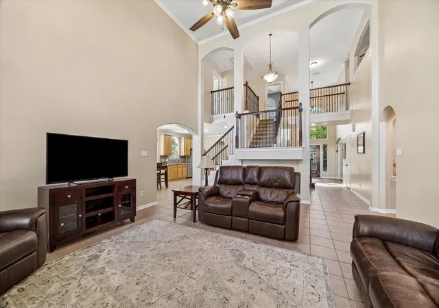 Photo 4 of Single family home for sale at 20018 Texas Laurel Trl, Humble, TX 77346 | MLS# 14912345 | Listing updated on 2026-09-24
