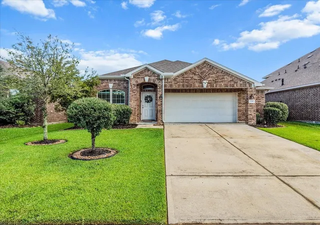 Photo 1 of Single family home for sale at 732 Cedar Gate Ln, La Marque, TX 77568 | MLS# 31867163 | Listing updated on 2026-10-03