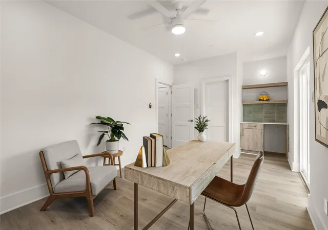 Photo 3 of Single family home for sale at 606 Skyland Ter Way, Houston, TX 77009 | MLS# 45048456 | Listing updated on 2026-09-20