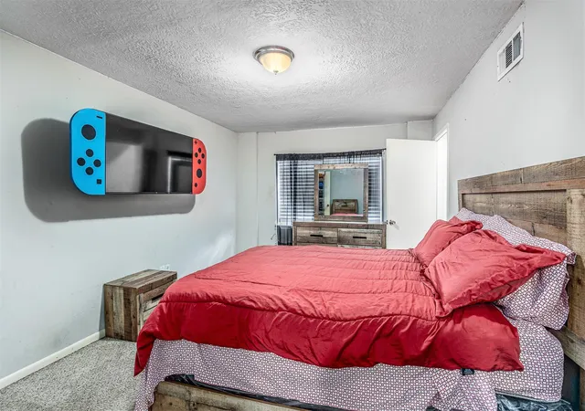 Photo 27 of Single family home for sale at 110 S 9th Street, Highlands, TX 77562 | MLS# 77010571 | Listing updated on 2026-09-24