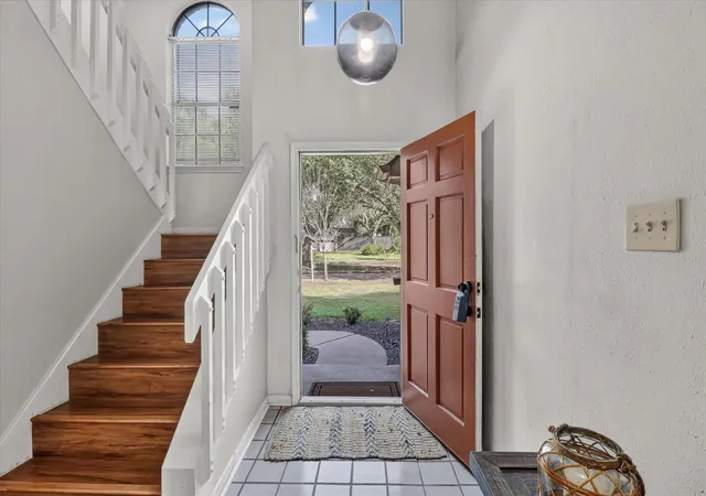 Photo 3 of Single family home for sale at 4614 Sunshine Dr, Sugar Land, TX 77479 | MLS# 47578085 | Listing updated on 2026-10-07