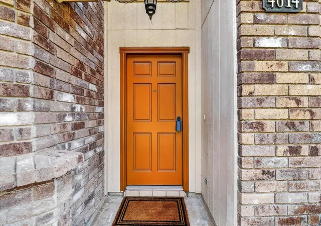 Photo 4 of Single family home for sale at 4614 Sunshine Dr, Sugar Land, TX 77479 | MLS# 47578085 | Listing updated on 2026-10-07